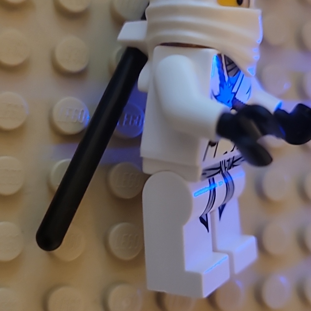 LEGO Ninjago Zane Minifigure - Picture 5 of 9
